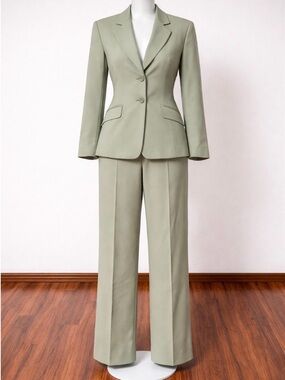 Charter Club Classic Tailored 100% silk Suit Jacket & Pants - Sage Green 8